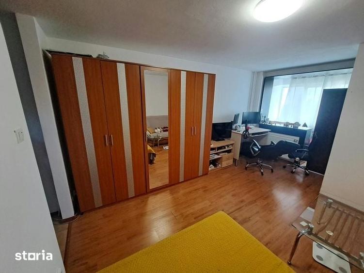 Apartament cu 3 camere în Titan
