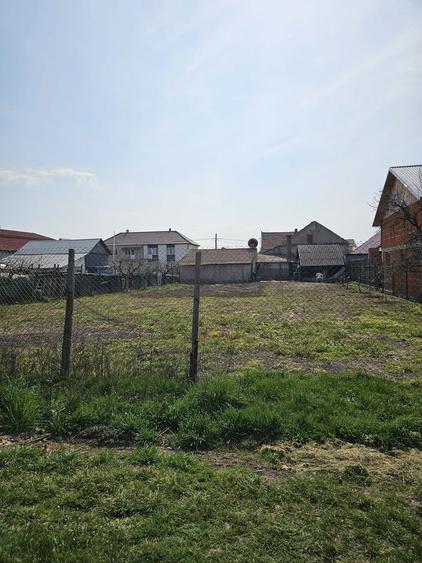 Teren Construcții intravilan de 950 mp, în Nojorid