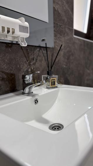 Casă individuală cu 4 camere cu Canalizare în Sud-Est