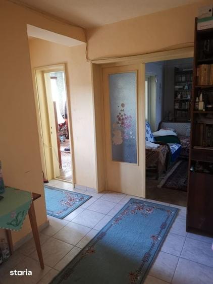 Apartament cu 3 camere în 1 Mai
