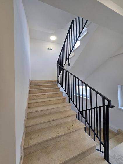 Apartament cu 2 camere decomandat în Nicolina