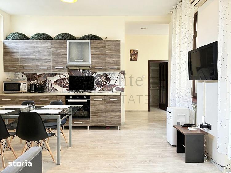 Apartament cu 3 camere decomandat în Central