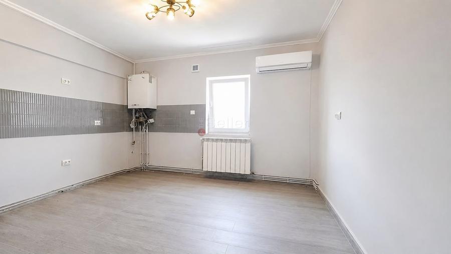 Apartament cu 2 camere decomandat în Calea București