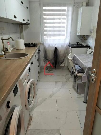 Apartament cu 2 camere decomandat în Filiași