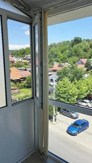 Vand apartament 3 camere semidecomandat in Curtea de Arges9 - 4