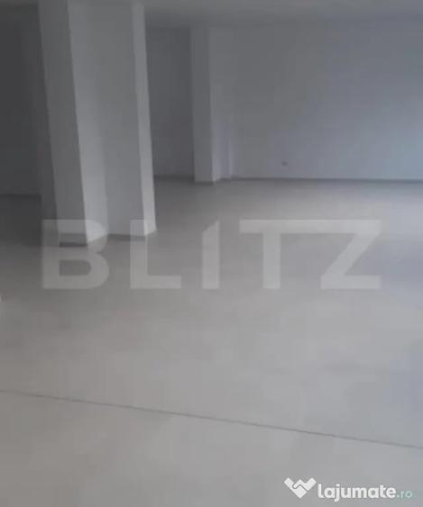 Spațiu comercial, de 148 mp, în Central