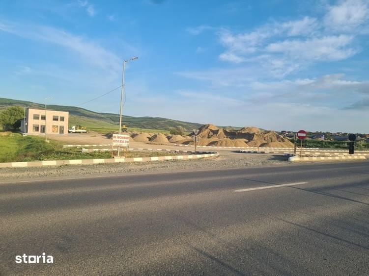 Teren de 4600 mp, în Central