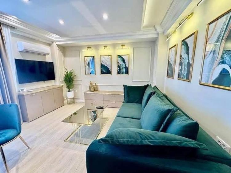 Apartament cu 2 camere decomandat în Tomis Plus