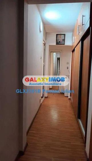 Apartament cu 3 camere decomandat, mobilat în Nord-Vest