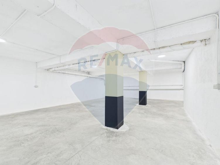 Spațiu comercial, de 340 mp, în Prelungirea Ghencea