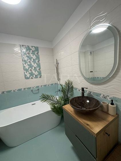 Apartament cu 4 camere semidecomandat, mobilat în Baciu