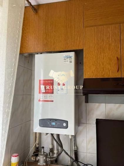 Apartament cu 2 camere decomandat în Politehnica