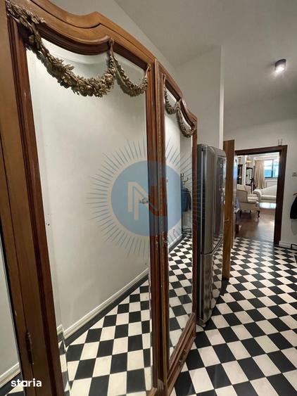 Casă cu 6 camere cu Teren 200 Mp în Dorobanți