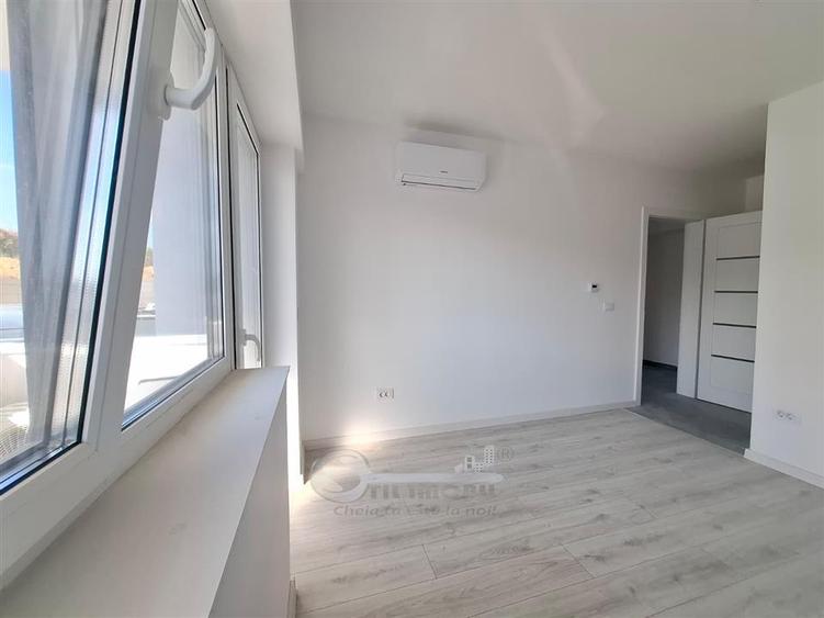 Apartament cu 3 camere decomandat în Galata