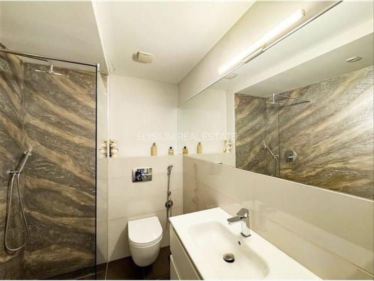 Apartament cu 4 camere decomandat în Herăstrău