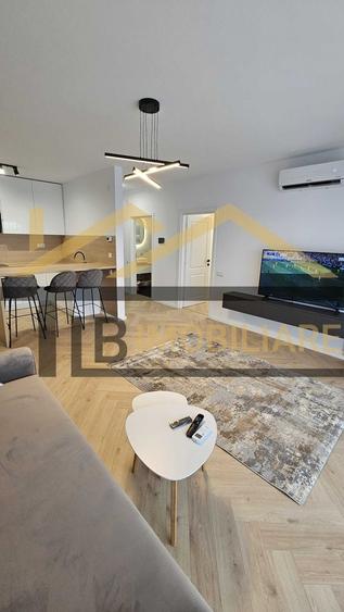 Apartament cu 2 camere semidecomandat în Tudor