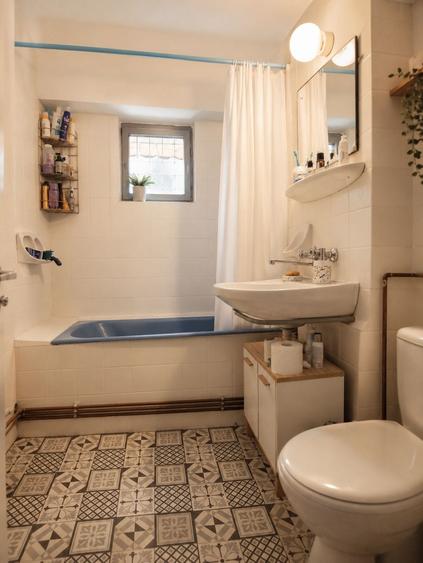 Apartament cu 3 camere decomandat în Mofleni