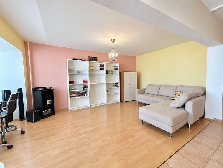 Apartament cu 3 camere decomandat, mobilat în 1 Mai