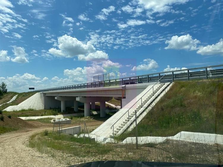 Teren de 94000 mp, în Albota