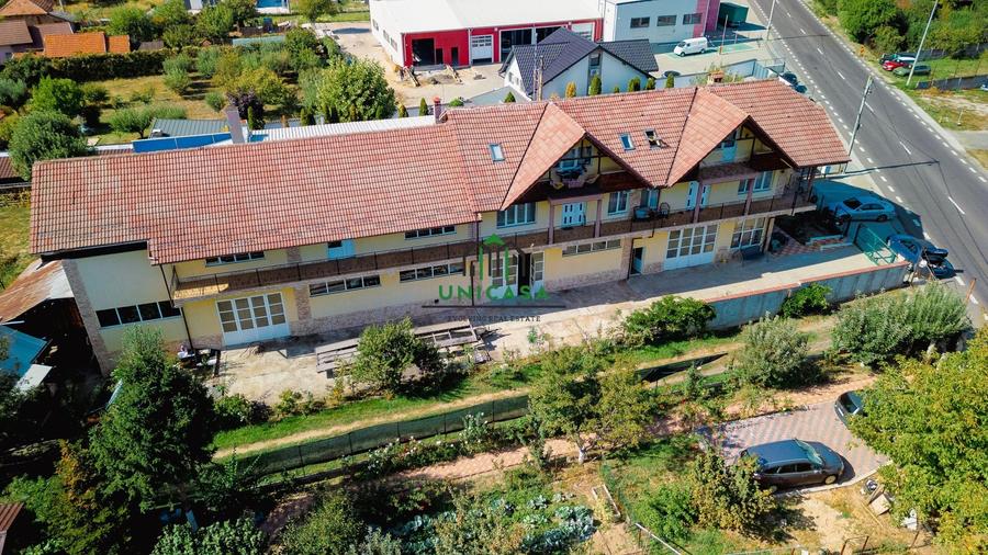 Casă individuală cu 10 camere cu Canalizare în Goranu