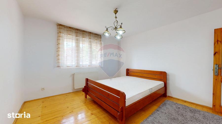 Casă cu Teren 710 Mp în Central