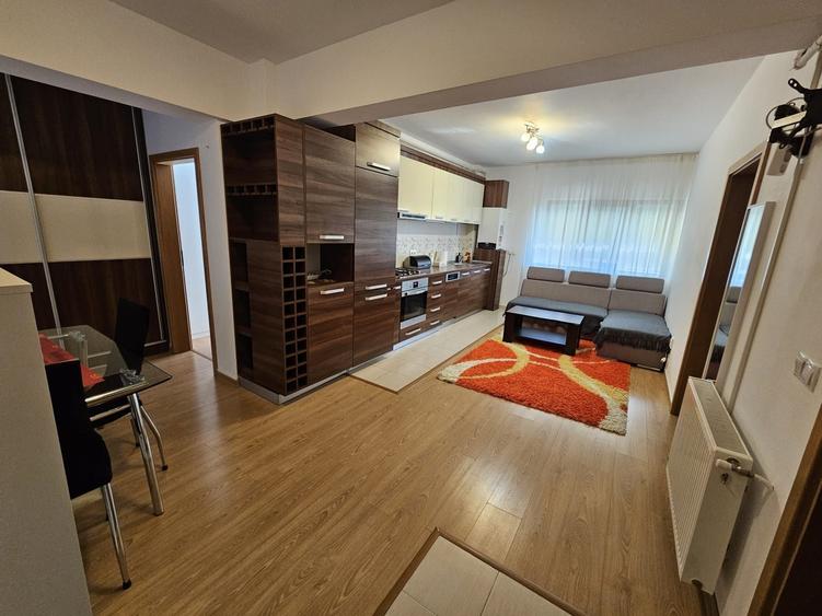 Apartament cu 3 camere semidecomandat în Mănăștur