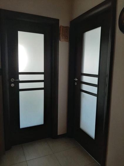 Apartament cu 3 camere decomandat în Apusului