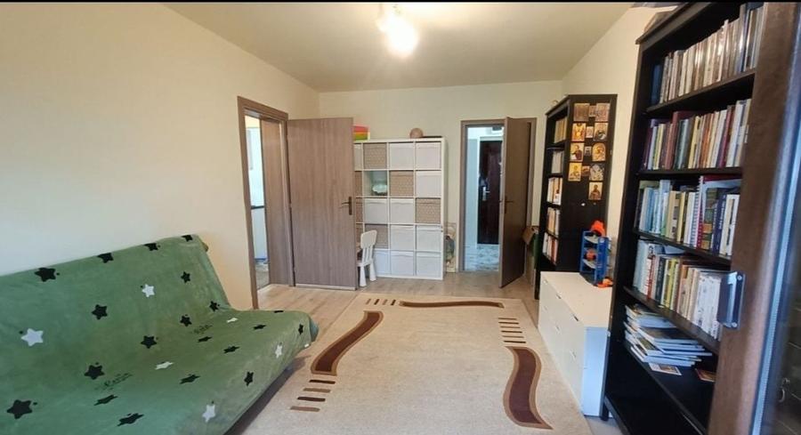 Apartament cu 2 camere semidecomandat în Teilor