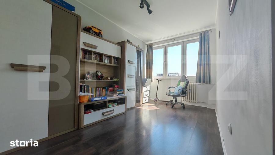 Apartament 4 camere decomandat, etaj intermediar, Splaiul Crisanei - 8