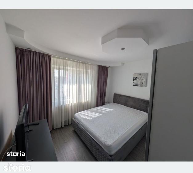 Apartament cu 2 camere decomandat în Calea București