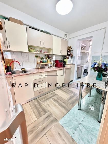 Apartament cu 3 camere decomandat în Micro 39