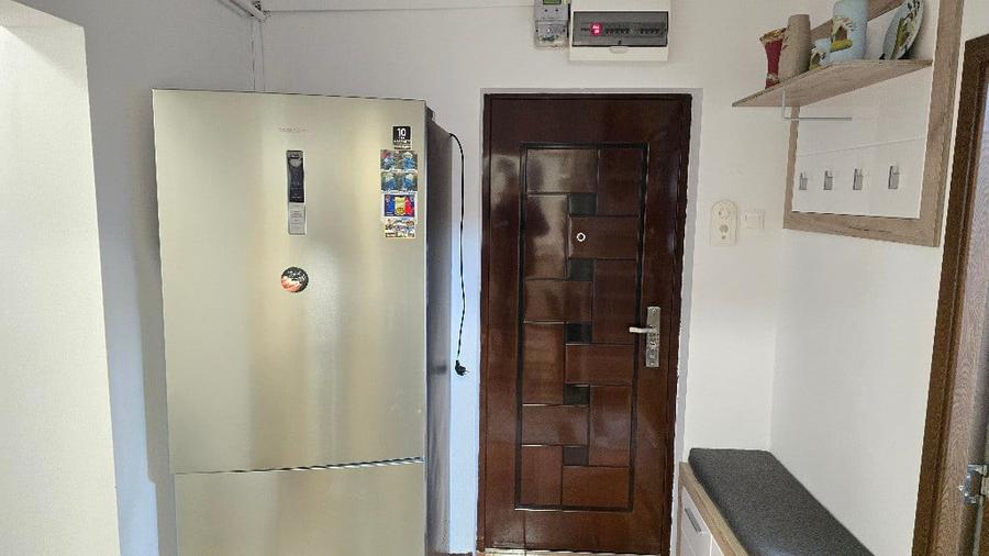 Apartament cu 3 camere decomandat în Ultracentral