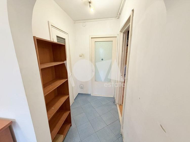 Apartament cu 3 camere decomandat în Valea Ialomiței