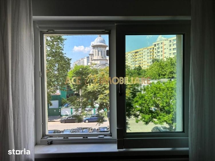 Apartament cu 3 camere, mobilat în Colentina