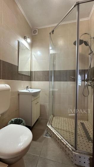 Apartament cu 4 camere semidecomandat, mobilat în Bună Ziua