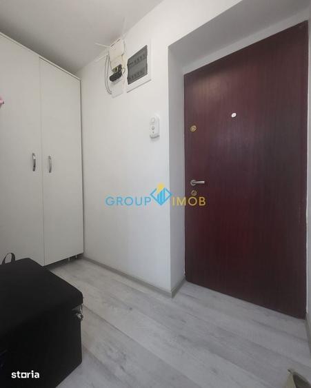 Apartament cu 3 camere decomandat în Narcisa