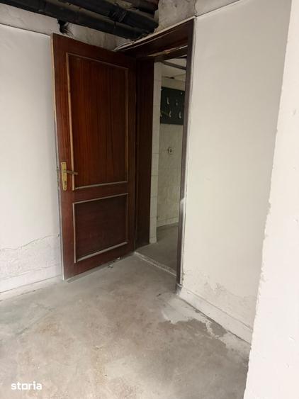 Spațiu comercial, de 103 mp, în Decebal