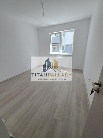 Apartament cu 3 camere decomandat în Theodor Pallady