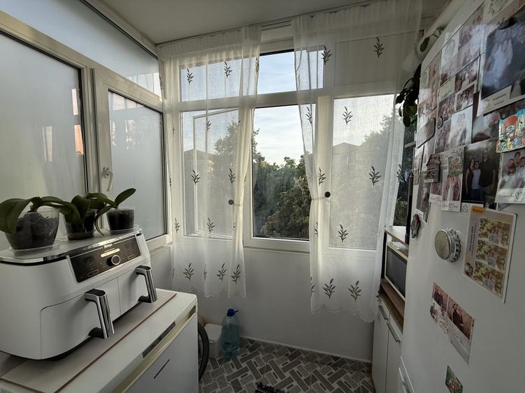 Apartament cu 2 camere decomandat, mobilat în Lipovei