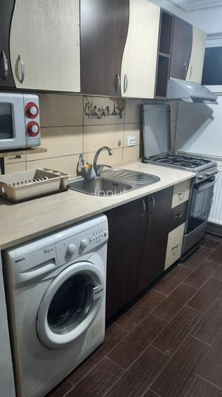 Garsonieră decomandată în Exterior Vest
