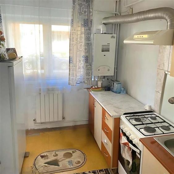 Apartament cu 3 camere decomandat în Burdujeni
