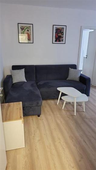 Apartament cu 3 camere nedecomandat, mobilat în Circumvalațiunii