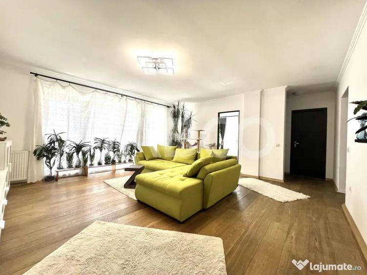 Apartament cu 4 camere semidecomandat în Între Lacuri
