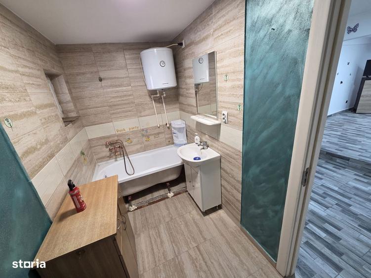 Casă cu 3 camere decomandat cu Teren 1020 Mp în Somova