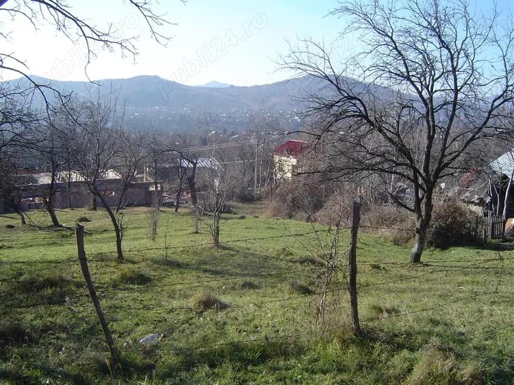 Teren de 2192 mp, în Cornu