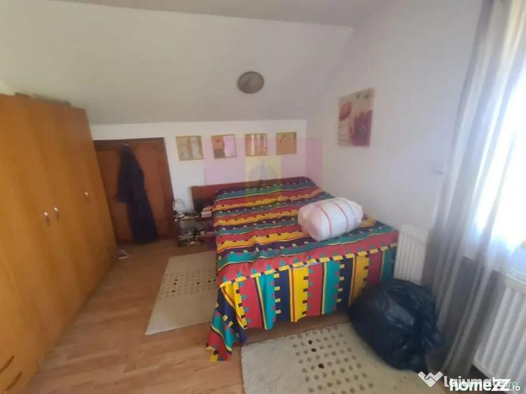 Casă cu 5 camere cu Teren 2177 Mp în Ghioșești