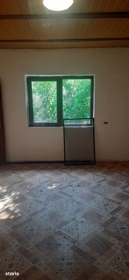 Casă cu 2 camere cu Teren 1000 Mp în Husasău de Tinca