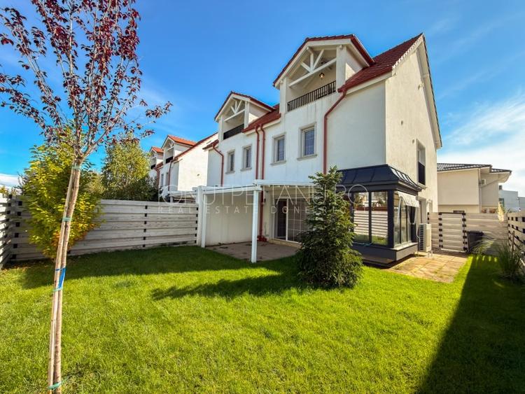 Duplex cu 4 camere cu Canalizare în Otopeni