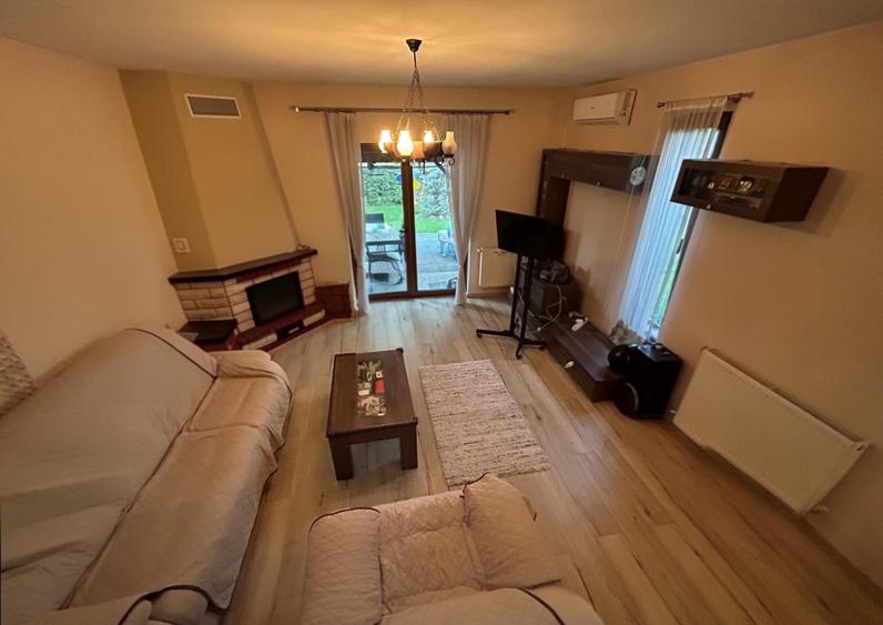 Duplex cu 4 camere cu Canalizare în Balotești