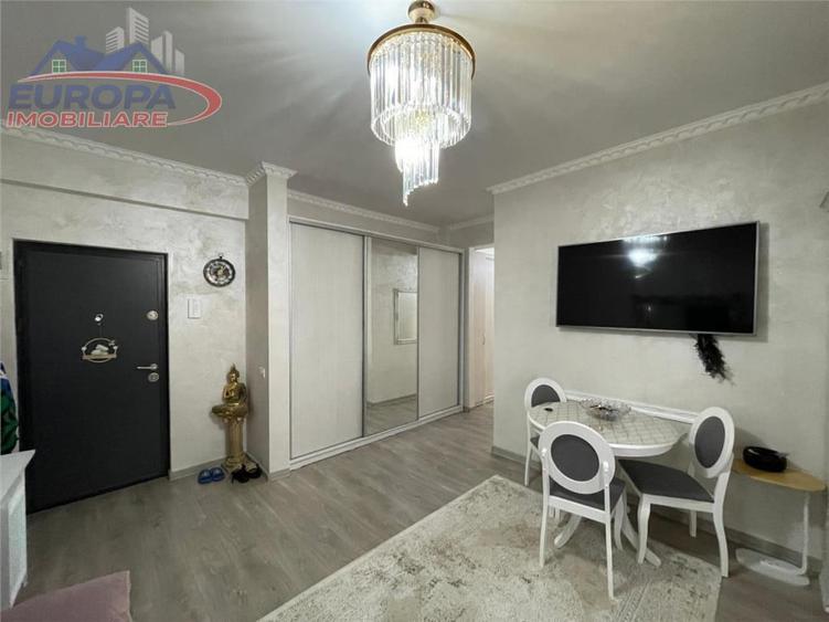 Apartament 2 camere transformat in 3 camere de zona C5-Tulc - 7